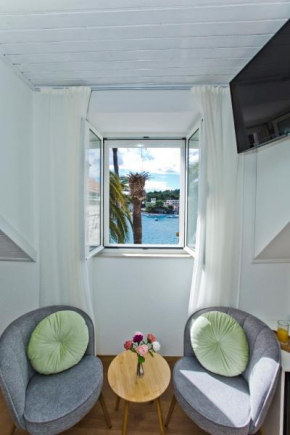 *Heart of the port room*